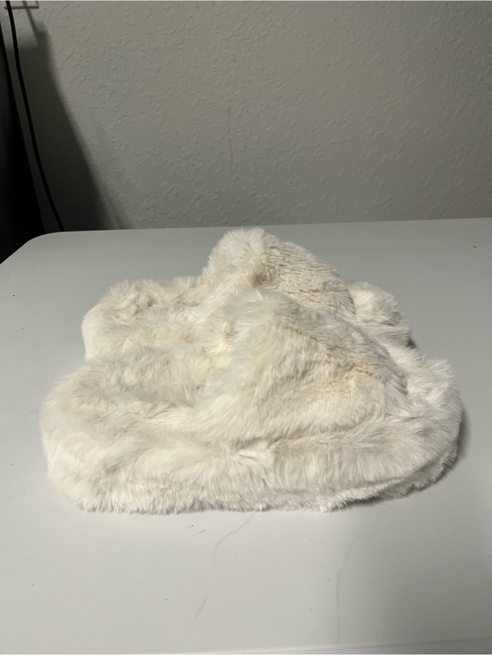 Primark  Faux Fur Cream Women Slides - Cozy Winter Accessory